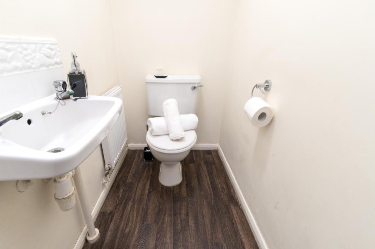 Coventry- Perchfoot 3 Bedroom Contractor And Pet-Friendly Spacious House By Sublime Stays Kültér fotó
