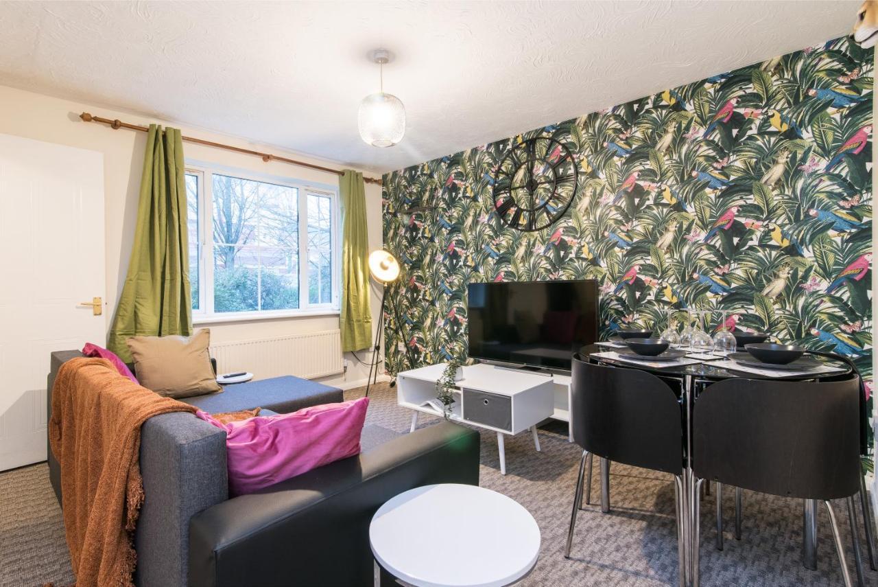 Coventry- Perchfoot 3 Bedroom Contractor And Pet-Friendly Spacious House By Sublime Stays Kültér fotó