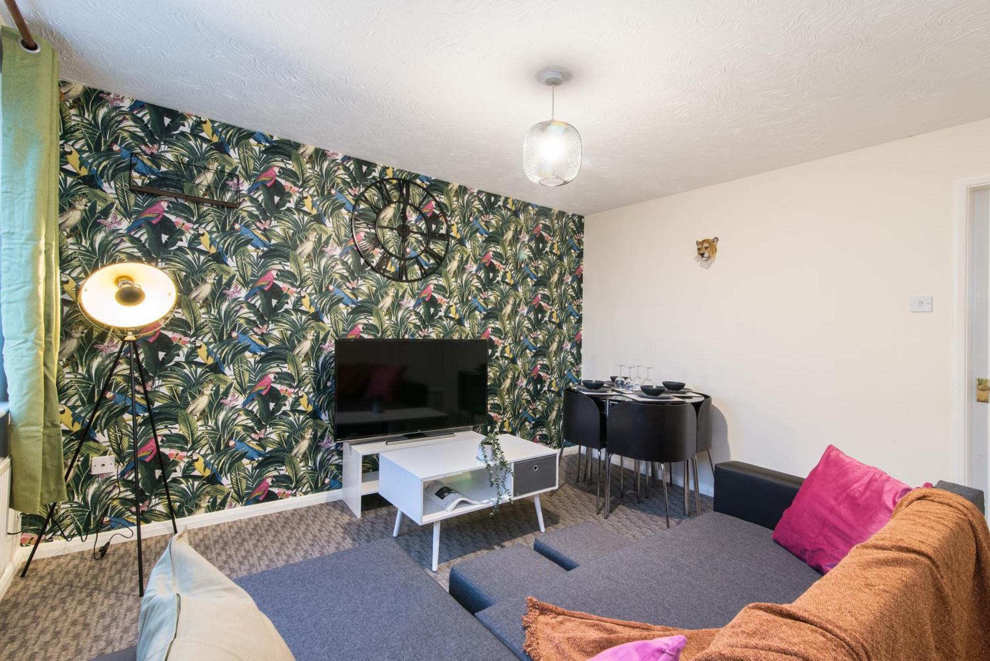 Coventry- Perchfoot 3 Bedroom Contractor And Pet-Friendly Spacious House By Sublime Stays Kültér fotó